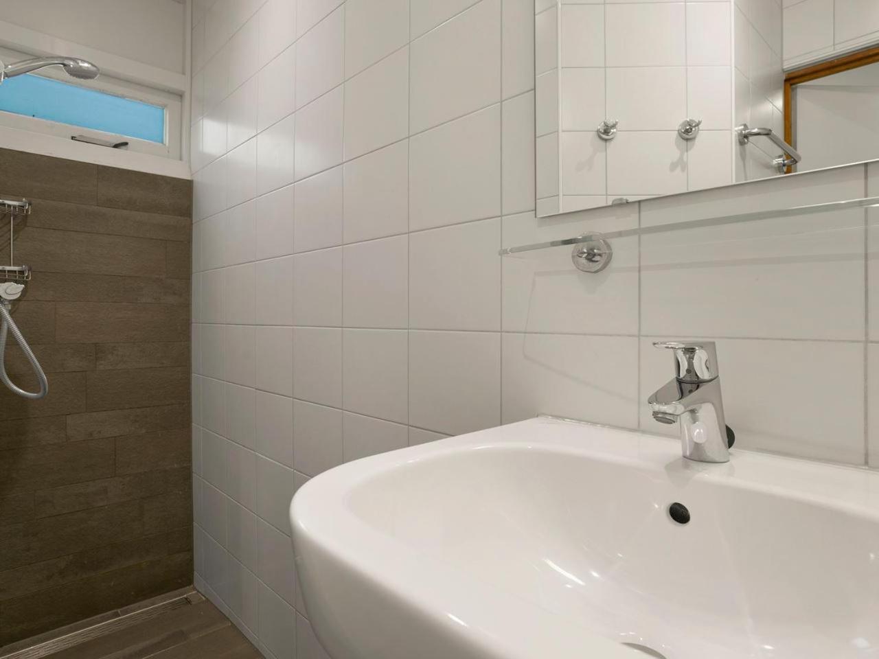Comfort 6-Person Dog Bungalow In The Holiday Park Landal Heideheuvel Бекберґен Номер фото